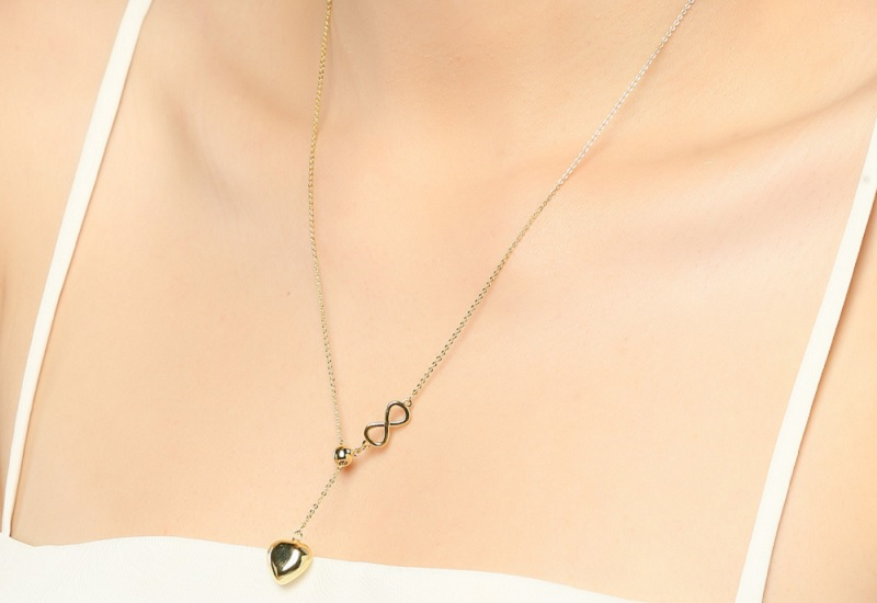 D&acirc;y chuyền mặt đ&aacute; v&agrave; biểu tượng v&ocirc; cực